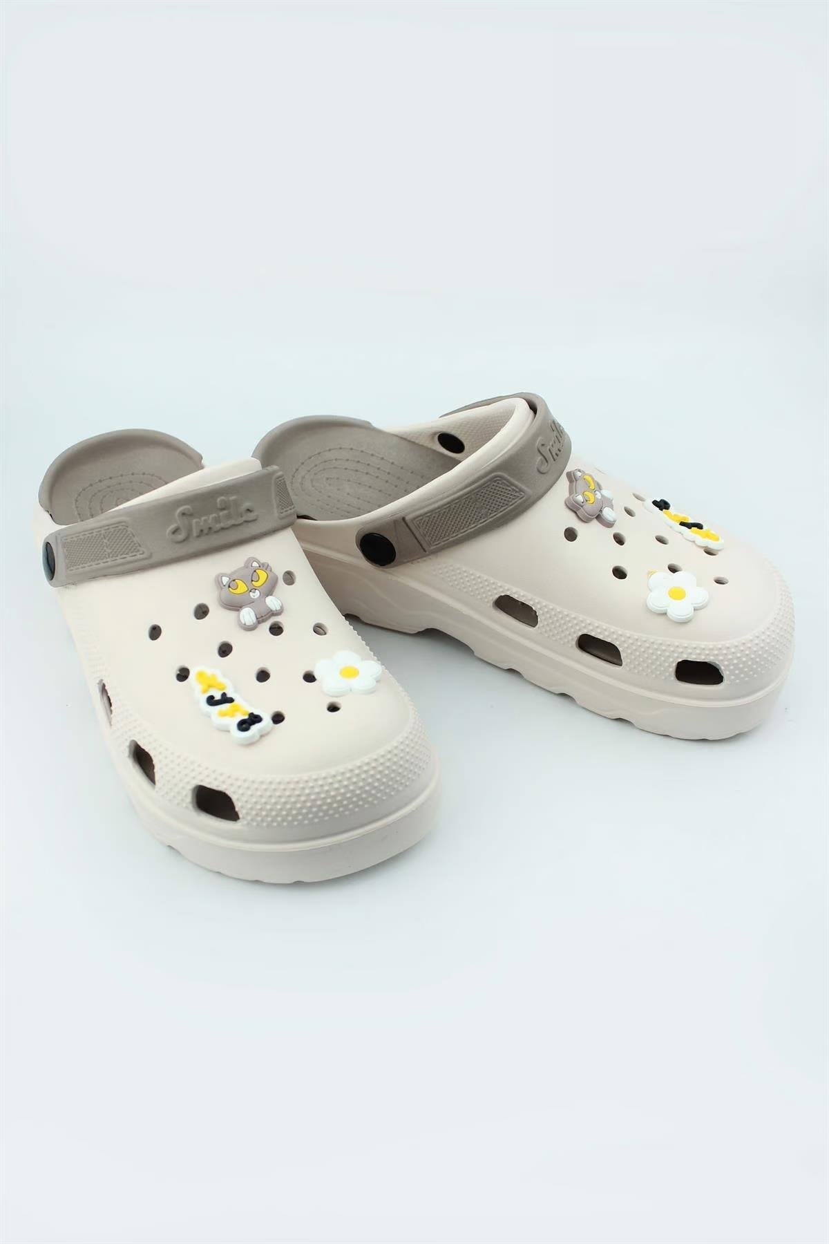 hemsire-terlikleri-1